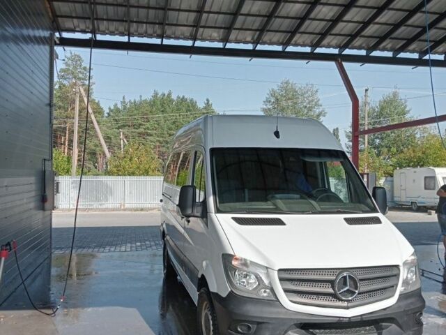 Белый Мерседес Sprinter, объемом двигателя 2.1 л и пробегом 290 тыс. км за 15400 $, фото 7 на Automoto.ua