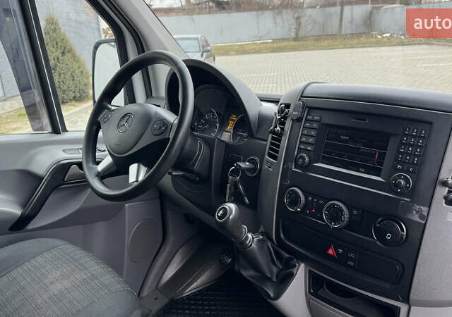 Белый Мерседес Sprinter, объемом двигателя 3 л и пробегом 440 тыс. км за 28500 $, фото 71 на Automoto.ua