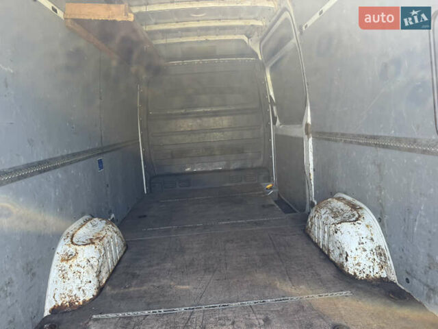 Белый Мерседес Sprinter, объемом двигателя 2.14 л и пробегом 382 тыс. км за 11500 $, фото 5 на Automoto.ua