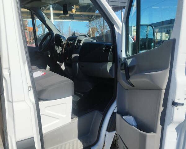 Белый Мерседес Sprinter, объемом двигателя 2.14 л и пробегом 450 тыс. км за 16500 $, фото 15 на Automoto.ua