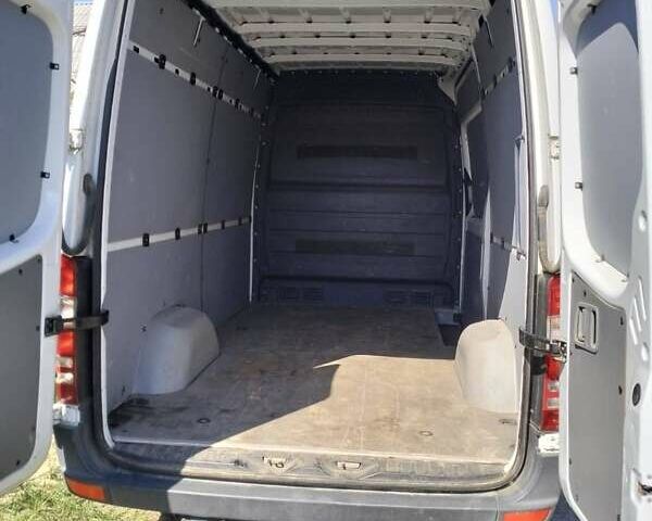 Белый Мерседес Sprinter, объемом двигателя 2.2 л и пробегом 202 тыс. км за 17300 $, фото 5 на Automoto.ua