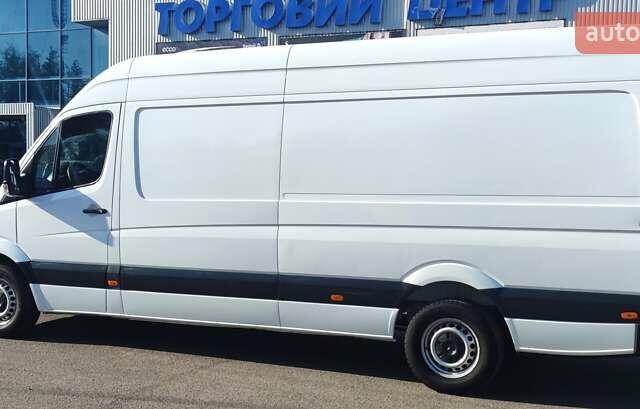 Белый Мерседес Sprinter, объемом двигателя 2.1 л и пробегом 301 тыс. км за 15999 $, фото 7 на Automoto.ua