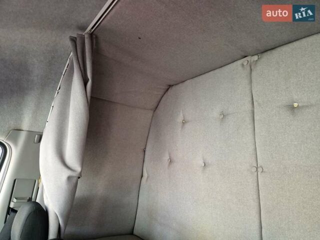 Белый Мерседес Sprinter, объемом двигателя 2.2 л и пробегом 340 тыс. км за 17500 $, фото 30 на Automoto.ua