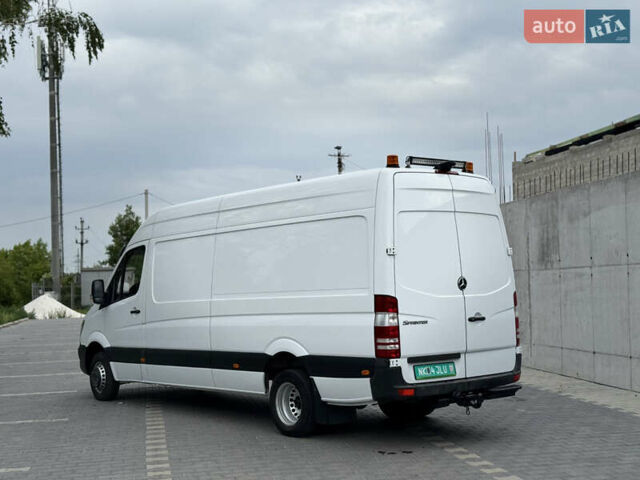 Белый Мерседес Sprinter, объемом двигателя 3 л и пробегом 245 тыс. км за 35351 $, фото 17 на Automoto.ua