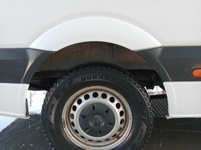 Белый Мерседес Sprinter, объемом двигателя 2.1 л и пробегом 290 тыс. км за 15400 $, фото 13 на Automoto.ua