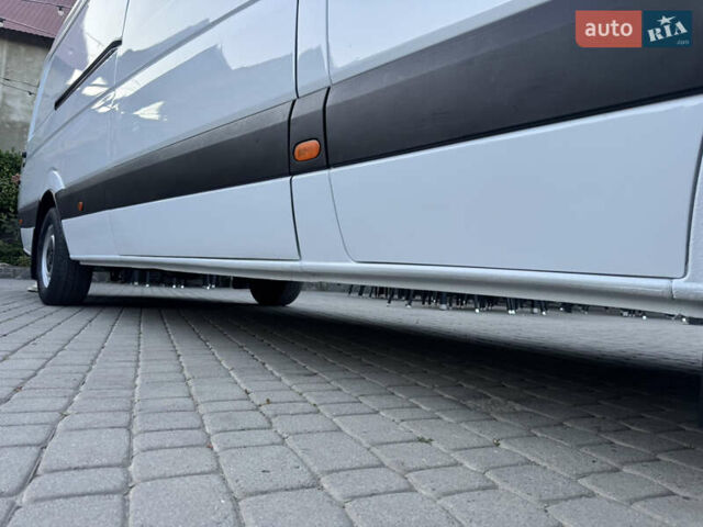 Белый Мерседес Sprinter, объемом двигателя 0 л и пробегом 500 тыс. км за 14999 $, фото 17 на Automoto.ua