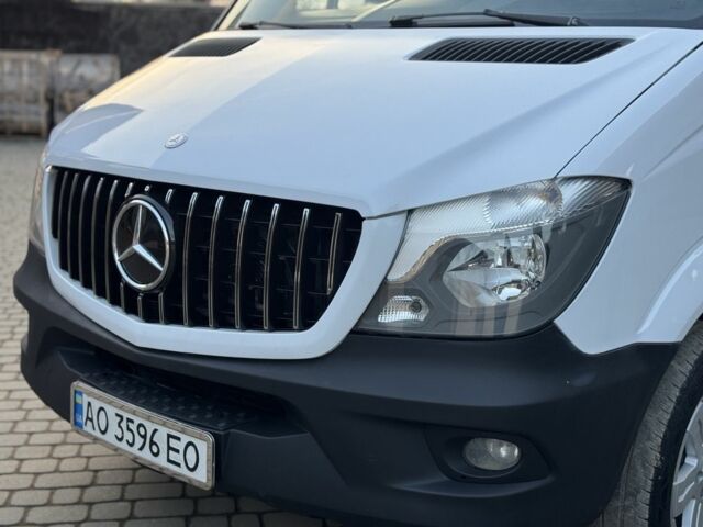 Белый Мерседес Sprinter, объемом двигателя 0 л и пробегом 564 тыс. км за 21999 $, фото 3 на Automoto.ua