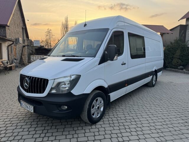 Белый Мерседес Sprinter, объемом двигателя 2.1 л и пробегом 564 тыс. км за 21999 $, фото 1 на Automoto.ua