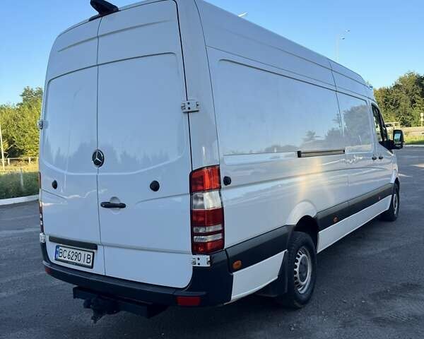 Белый Мерседес Sprinter, объемом двигателя 2.1 л и пробегом 325 тыс. км за 15999 $, фото 15 на Automoto.ua