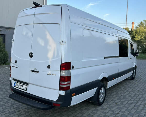 Білий Мерседес Sprinter, об'ємом двигуна 3 л та пробігом 530 тис. км за 26999 $, фото 63 на Automoto.ua
