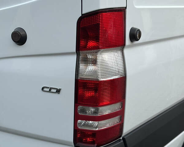 Белый Мерседес Sprinter, объемом двигателя 2.1 л и пробегом 431 тыс. км за 16499 $, фото 45 на Automoto.ua