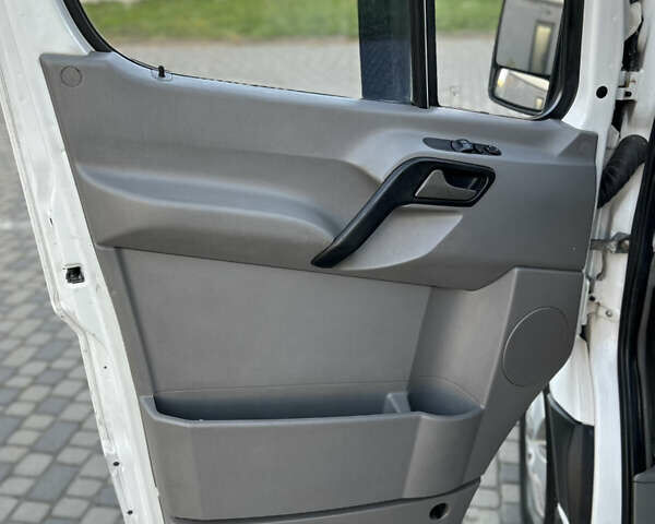 Білий Мерседес Sprinter, об'ємом двигуна 3 л та пробігом 530 тис. км за 26999 $, фото 15 на Automoto.ua