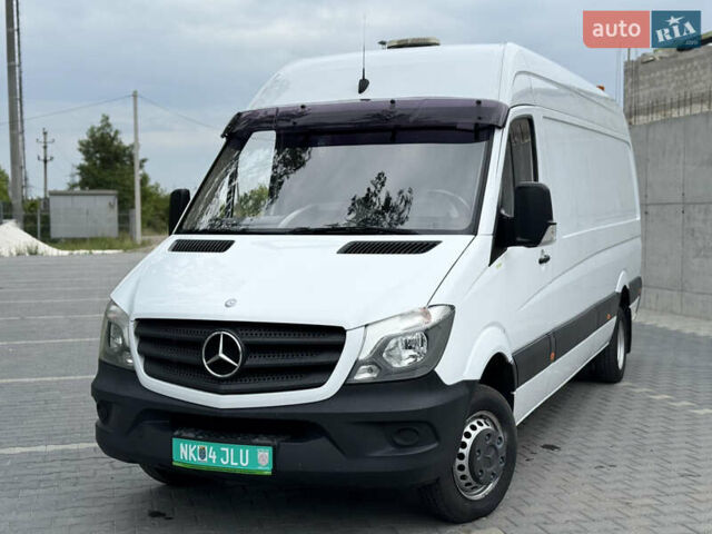 Белый Мерседес Sprinter, объемом двигателя 3 л и пробегом 245 тыс. км за 35351 $, фото 8 на Automoto.ua