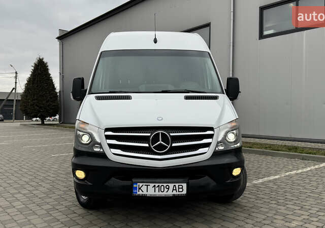 Белый Мерседес Sprinter, объемом двигателя 3 л и пробегом 440 тыс. км за 28500 $, фото 59 на Automoto.ua