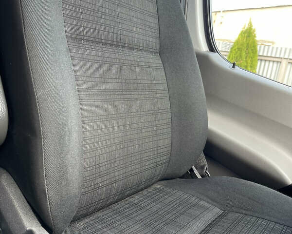Білий Мерседес Sprinter, об'ємом двигуна 2.14 л та пробігом 173 тис. км за 23999 $, фото 12 на Automoto.ua