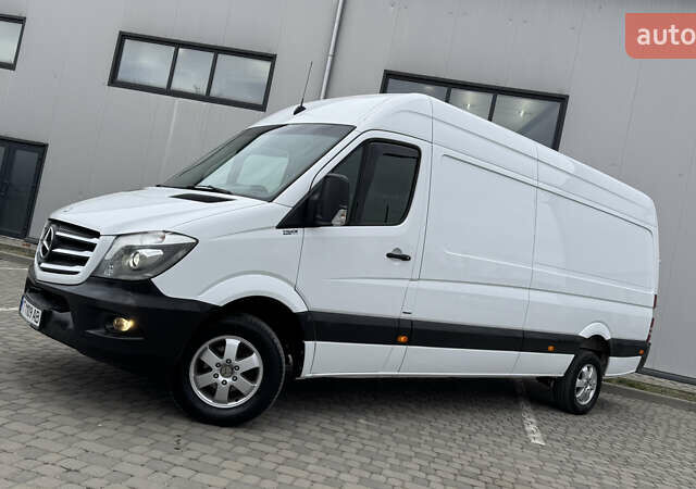 Белый Мерседес Sprinter, объемом двигателя 3 л и пробегом 440 тыс. км за 28500 $, фото 17 на Automoto.ua
