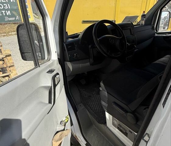 Білий Мерседес Sprinter, об'ємом двигуна 2.1 л та пробігом 250 тис. км за 13500 $, фото 6 на Automoto.ua