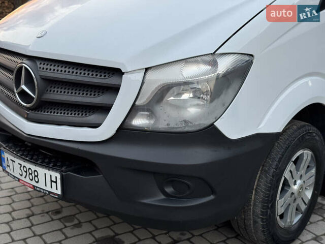 Белый Мерседес Sprinter, объемом двигателя 2.1 л и пробегом 431 тыс. км за 16499 $, фото 47 на Automoto.ua