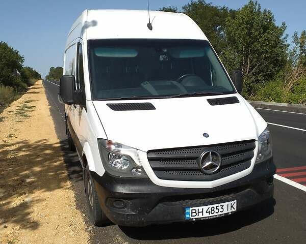 Белый Мерседес Sprinter, объемом двигателя 2.2 л и пробегом 399 тыс. км за 15600 $, фото 1 на Automoto.ua