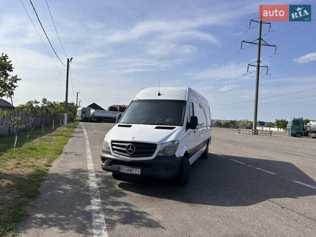 Белый Мерседес Sprinter, объемом двигателя 2.14 л и пробегом 510 тыс. км за 15500 $, фото 2 на Automoto.ua