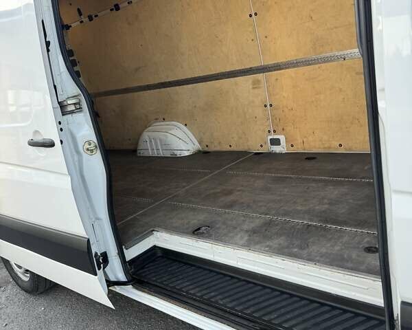 Белый Мерседес Sprinter, объемом двигателя 2.1 л и пробегом 325 тыс. км за 15999 $, фото 42 на Automoto.ua