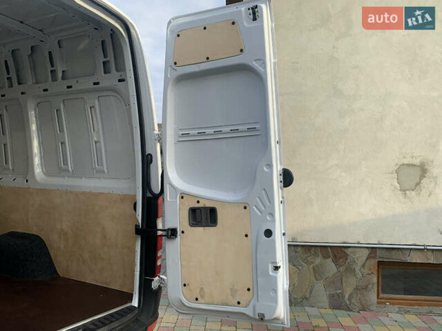 Белый Мерседес Sprinter, объемом двигателя 3 л и пробегом 310 тыс. км за 27990 $, фото 27 на Automoto.ua
