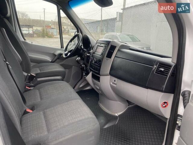 Белый Мерседес Sprinter, объемом двигателя 2.1 л и пробегом 255 тыс. км за 17500 $, фото 20 на Automoto.ua