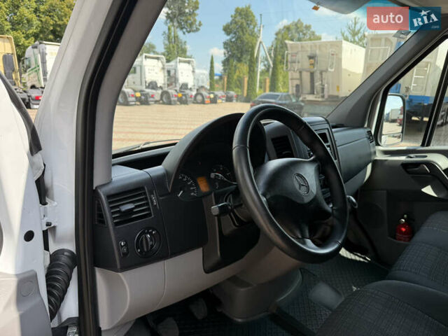 Білий Мерседес Sprinter, об'ємом двигуна 2.14 л та пробігом 331 тис. км за 18900 $, фото 28 на Automoto.ua
