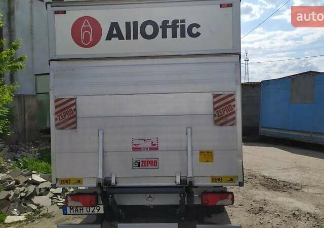 Белый Мерседес Sprinter, объемом двигателя 2.2 л и пробегом 322 тыс. км за 20350 $, фото 1 на Automoto.ua
