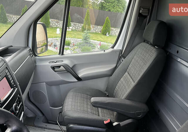Белый Мерседес Sprinter, объемом двигателя 0 л и пробегом 408 тыс. км за 24000 $, фото 38 на Automoto.ua