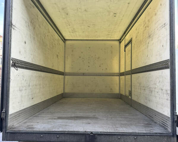 Белый Мерседес Sprinter, объемом двигателя 2.14 л и пробегом 331 тыс. км за 21500 $, фото 30 на Automoto.ua