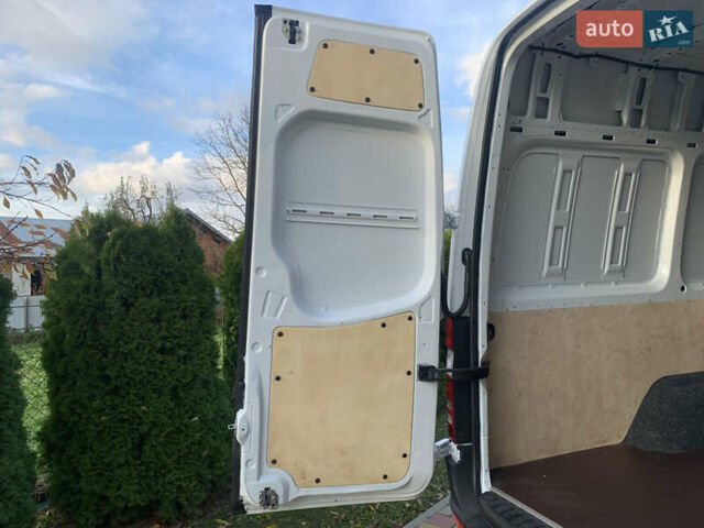Белый Мерседес Sprinter, объемом двигателя 3 л и пробегом 310 тыс. км за 27990 $, фото 26 на Automoto.ua
