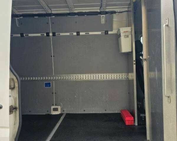 Білий Мерседес Sprinter, об'ємом двигуна 3 л та пробігом 134 тис. км за 10000 $, фото 7 на Automoto.ua