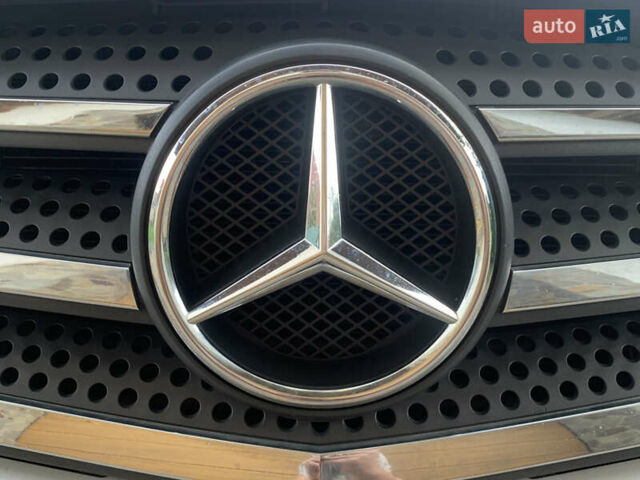 Белый Мерседес Sprinter, объемом двигателя 3 л и пробегом 310 тыс. км за 27990 $, фото 34 на Automoto.ua