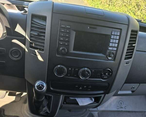 Білий Мерседес Sprinter, об'ємом двигуна 2.14 л та пробігом 5 тис. км за 17000 $, фото 8 на Automoto.ua