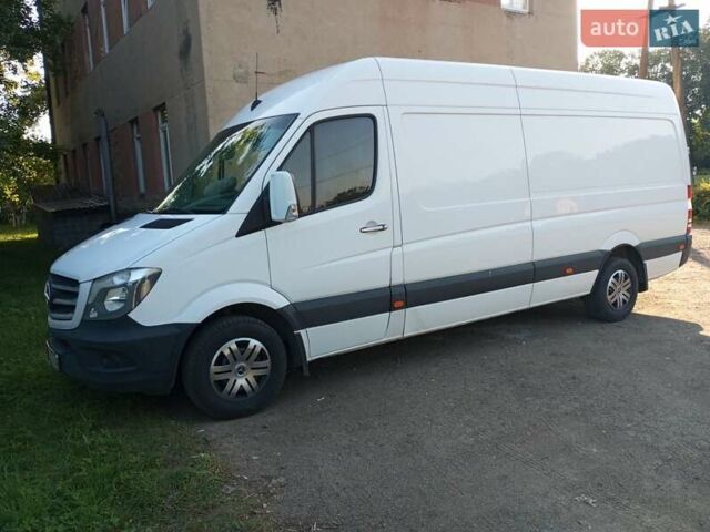 Белый Мерседес Sprinter, объемом двигателя 2.2 л и пробегом 308 тыс. км за 15500 $, фото 1 на Automoto.ua
