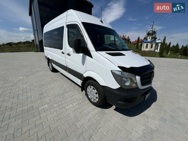Белый Мерседес Sprinter, объемом двигателя 2.1 л и пробегом 506 тыс. км за 18999 $, фото 2 на Automoto.ua