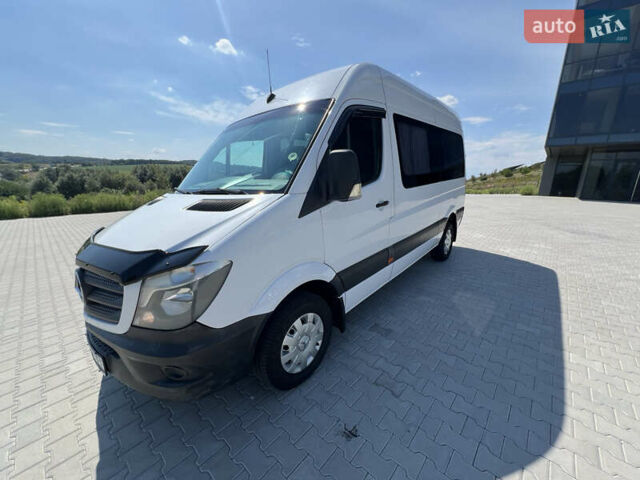 Белый Мерседес Sprinter, объемом двигателя 2.1 л и пробегом 506 тыс. км за 18999 $, фото 3 на Automoto.ua