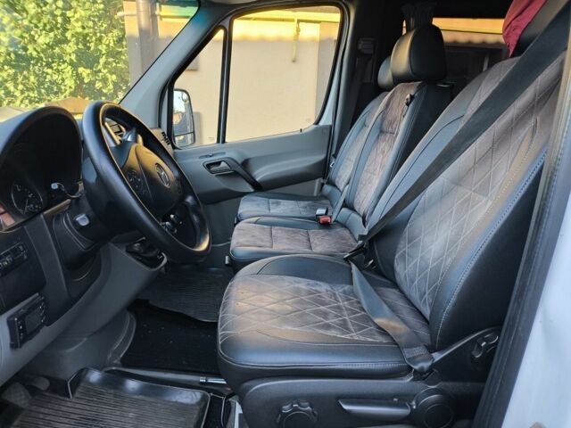 Белый Мерседес Sprinter, объемом двигателя 2.1 л и пробегом 548 тыс. км за 20500 $, фото 3 на Automoto.ua