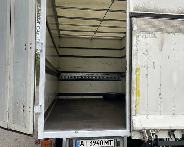 Белый Мерседес Sprinter, объемом двигателя 2.1 л и пробегом 361 тыс. км за 18500 $, фото 18 на Automoto.ua
