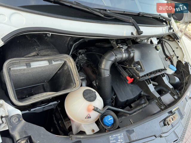 Белый Мерседес Sprinter, объемом двигателя 2.14 л и пробегом 331 тыс. км за 21500 $, фото 34 на Automoto.ua