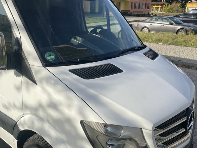 Білий Мерседес Sprinter, об'ємом двигуна 2.1 л та пробігом 2 тис. км за 16900 $, фото 1 на Automoto.ua