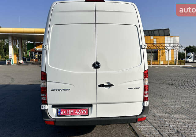 Белый Мерседес Sprinter, объемом двигателя 0 л и пробегом 287 тыс. км за 20850 $, фото 3 на Automoto.ua