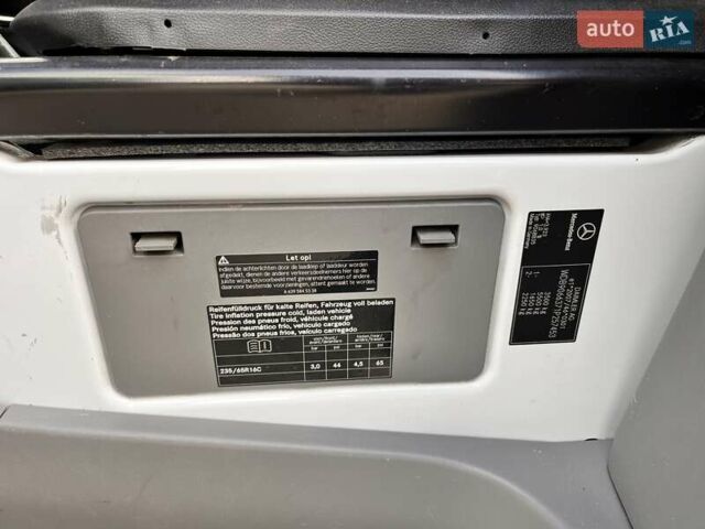 Белый Мерседес Sprinter, объемом двигателя 2.2 л и пробегом 385 тыс. км за 23638 $, фото 14 на Automoto.ua