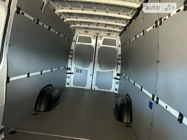 Белый Мерседес Sprinter, объемом двигателя 3 л и пробегом 73 тыс. км за 2900 $, фото 10 на Automoto.ua