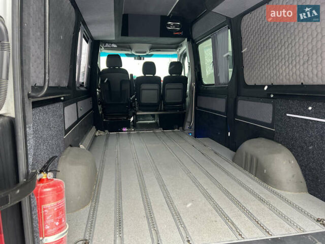 Белый Мерседес Sprinter, объемом двигателя 2.1 л и пробегом 506 тыс. км за 18999 $, фото 20 на Automoto.ua