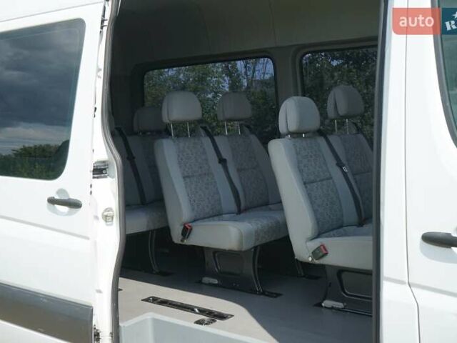 Білий Мерседес Sprinter, об'ємом двигуна 2.2 л та пробігом 320 тис. км за 19600 $, фото 11 на Automoto.ua