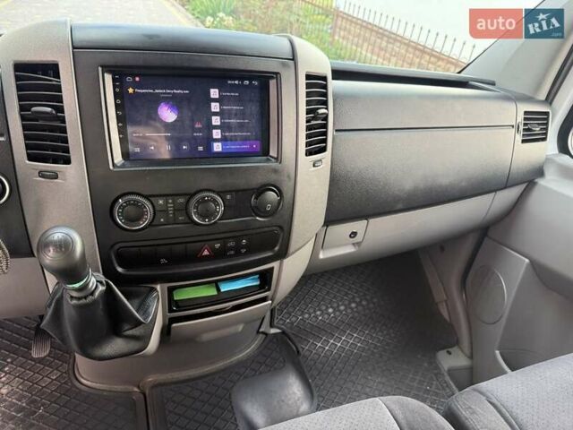 Белый Мерседес Sprinter, объемом двигателя 2.14 л и пробегом 200 тыс. км за 23800 $, фото 12 на Automoto.ua