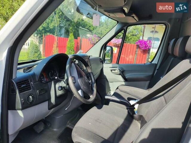 Белый Мерседес Sprinter, объемом двигателя 2.14 л и пробегом 450 тыс. км за 19000 $, фото 12 на Automoto.ua