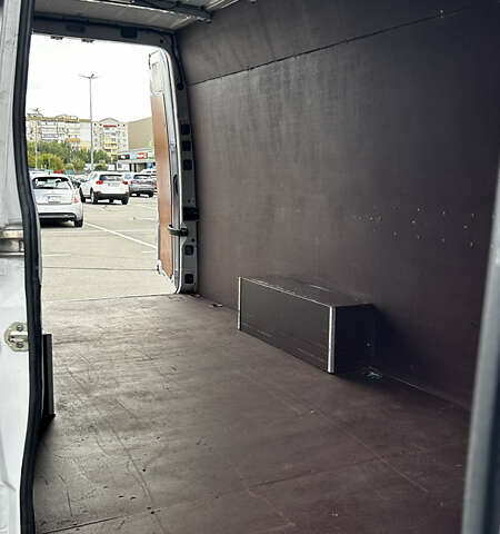 Белый Мерседес Sprinter, объемом двигателя 2.2 л и пробегом 386 тыс. км за 22450 $, фото 13 на Automoto.ua